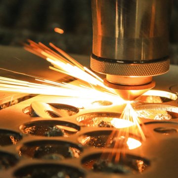 Choosing the Best Laser Dust Collector for Your Industrial Needs